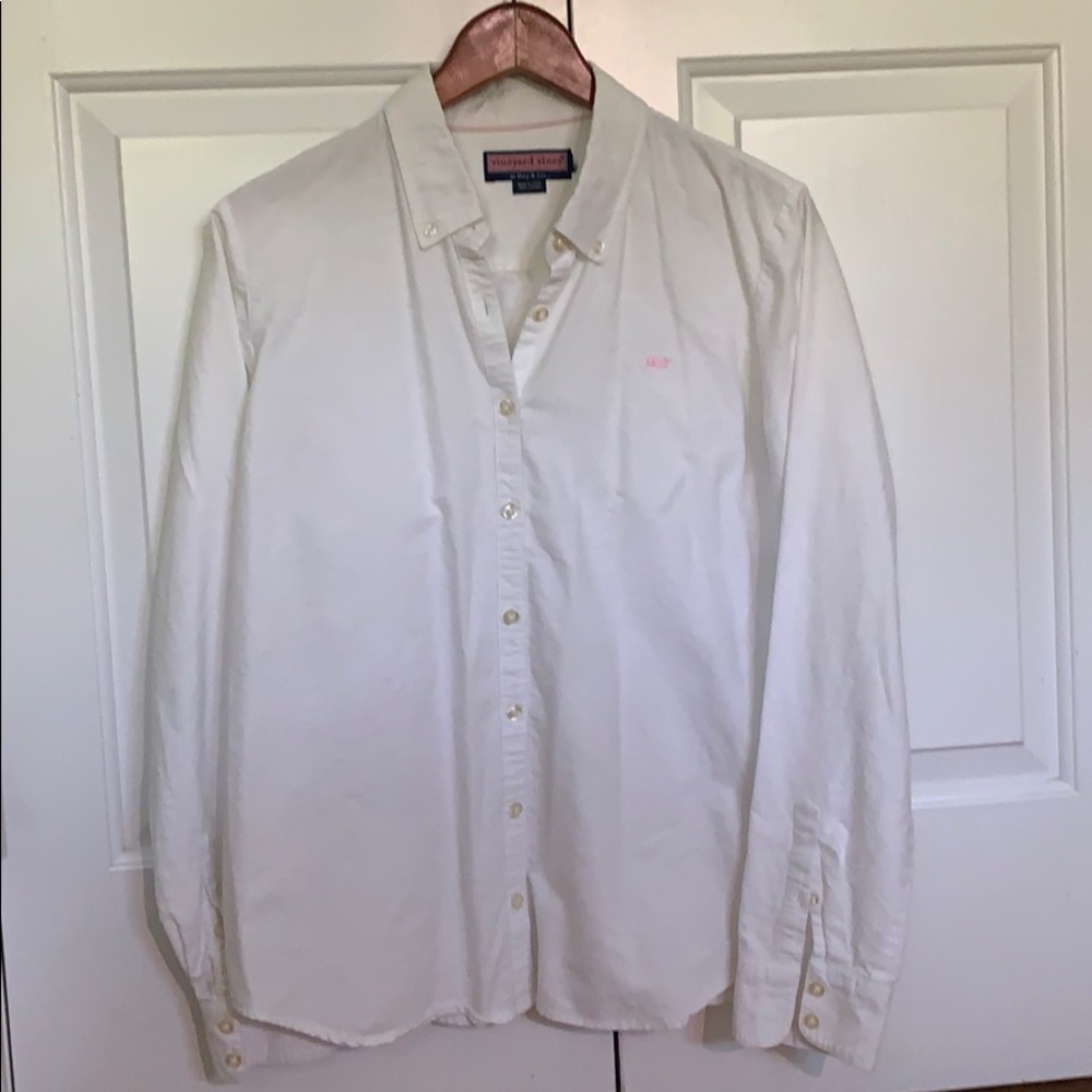 Vineyard Vines women’s white button-down